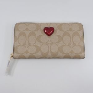 Coach Heart Accordion Zip Wallet - New